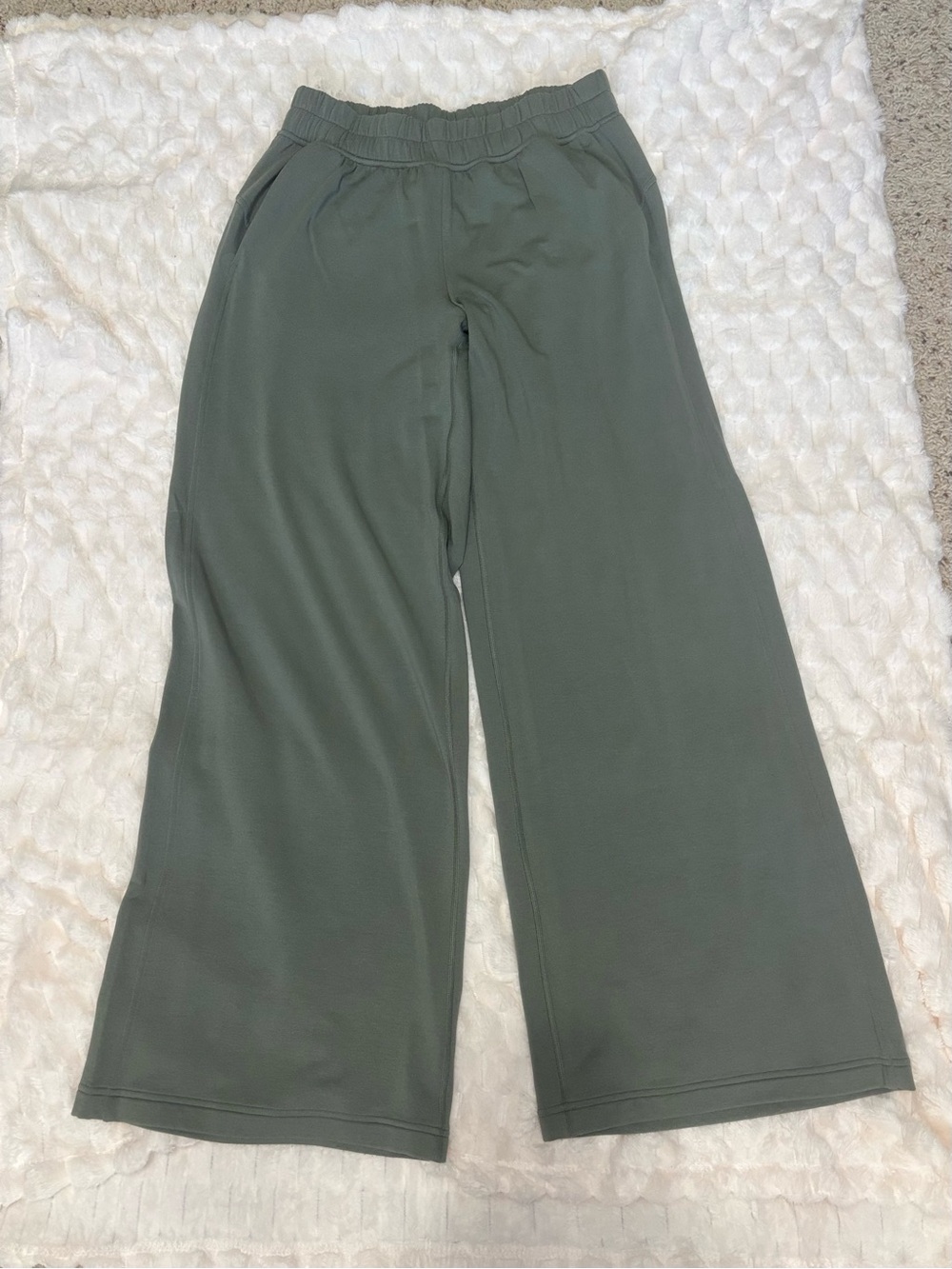 lululemon be calm mid rise wideleg pant - Picture 5 of 8